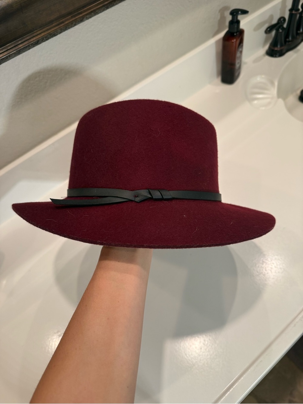 Banana Republic Burgundy Wide-Brim Wool with Black Band